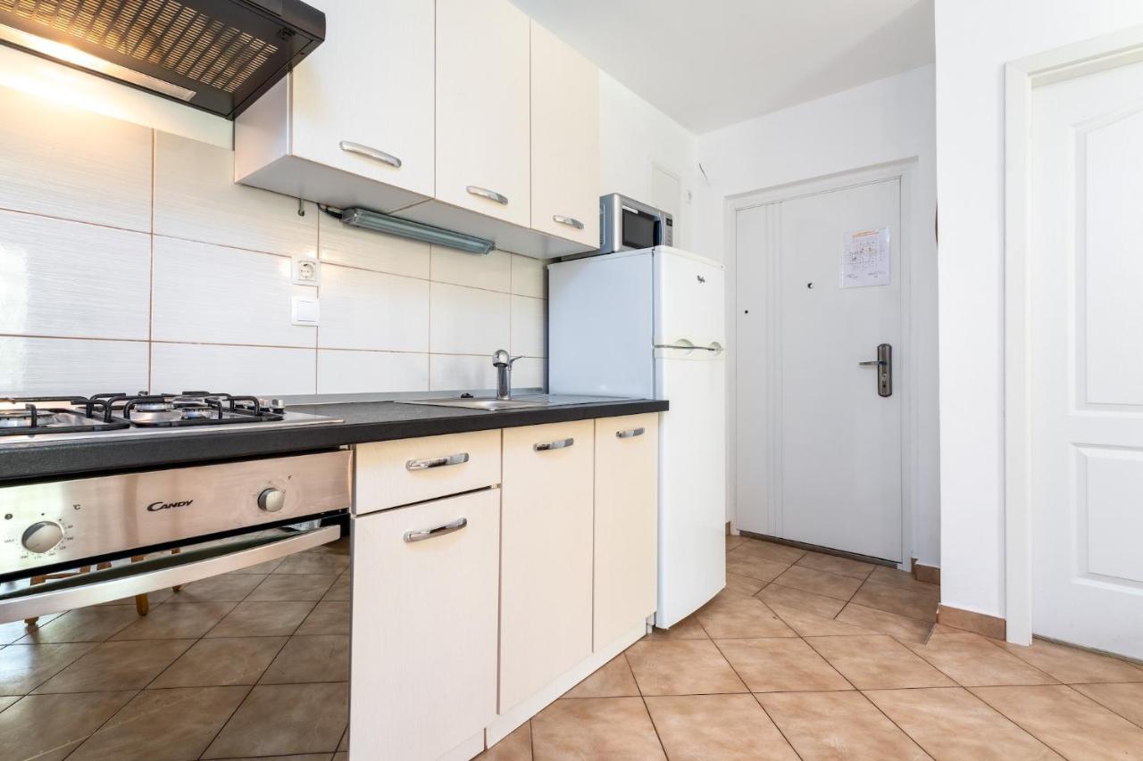 Apartments With A Parking Space Baska, Krk - 13907 외부 사진