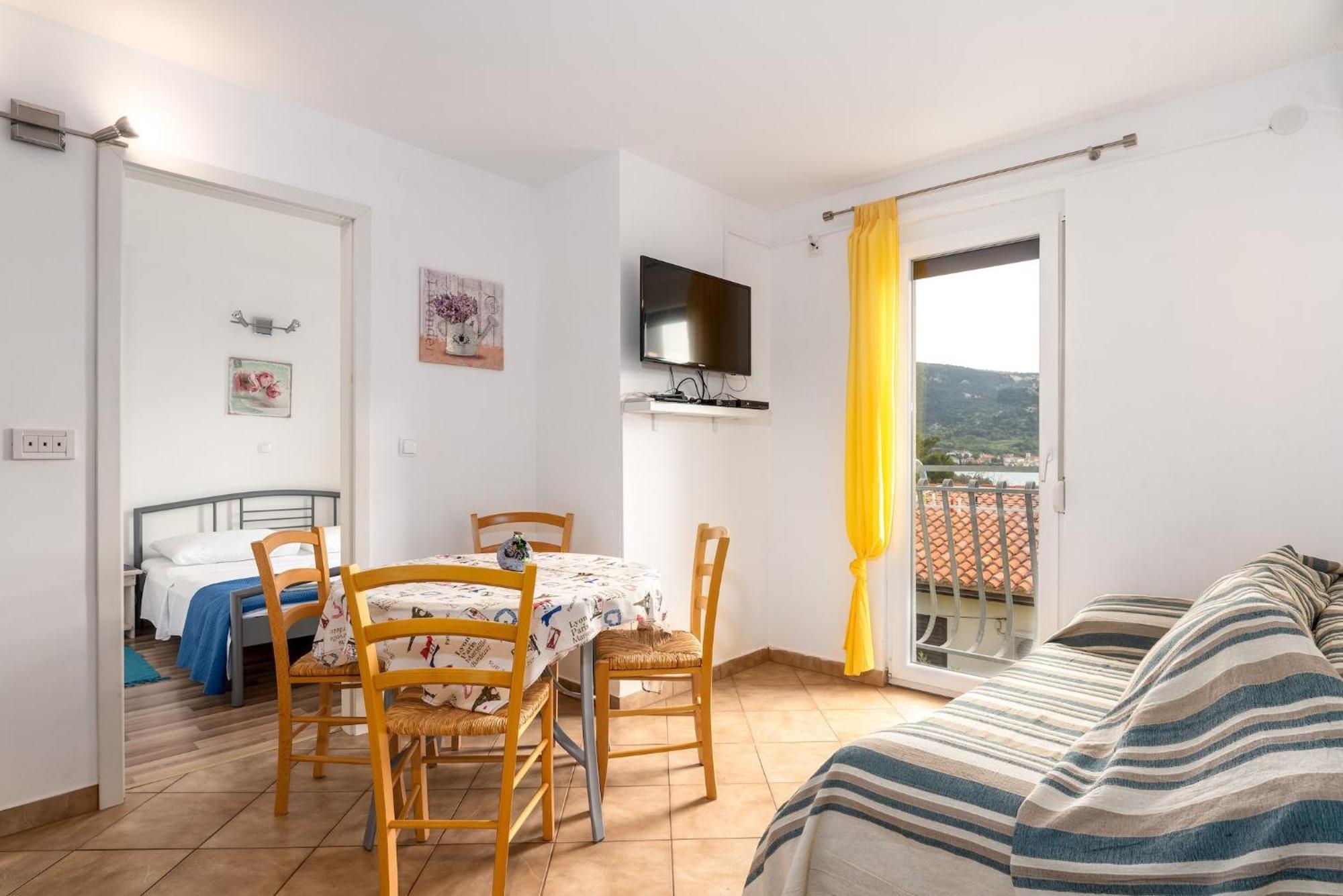 Apartments With A Parking Space Baska, Krk - 13907 객실 사진